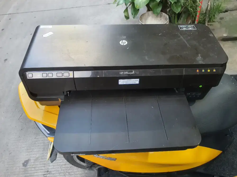 Printer hp officejet 7110 (Baca Deskripsi)