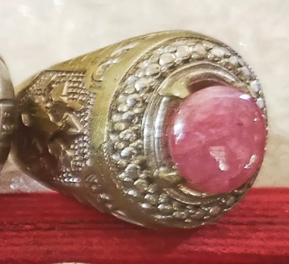 Batu Akik / Batu Cincin Ruby