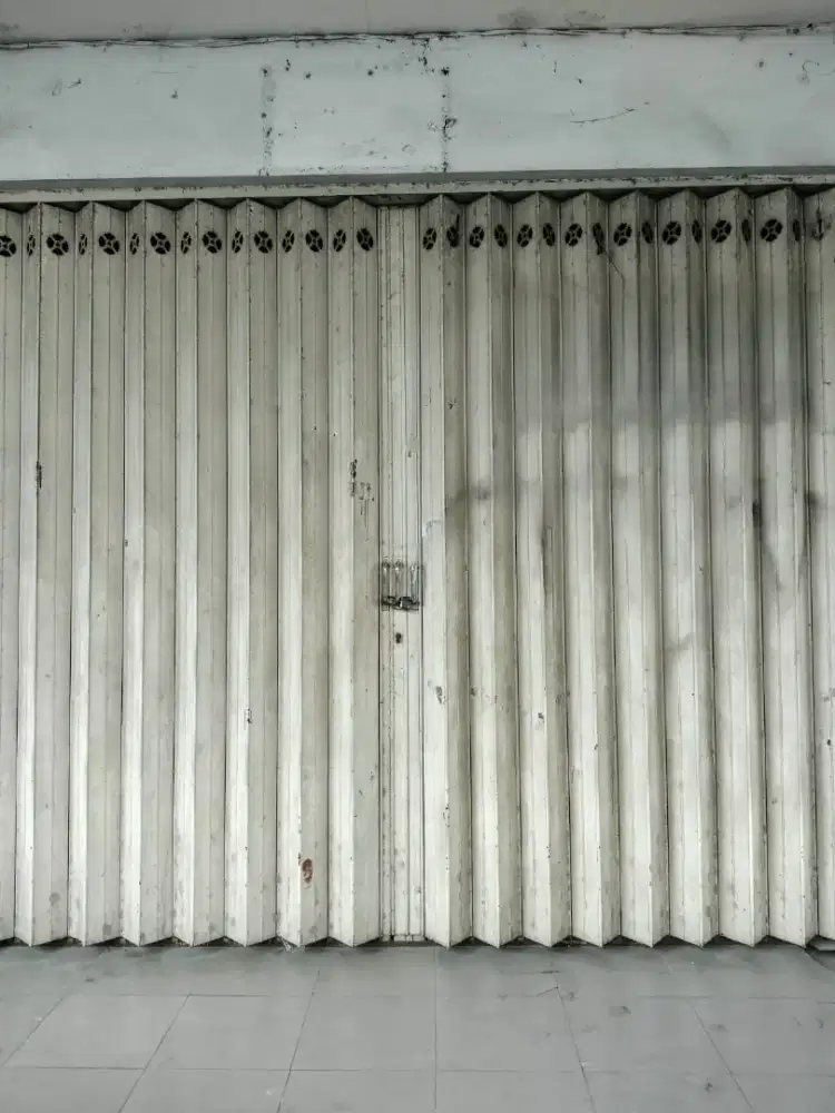 Disewakan Ruko Kedung Cowek