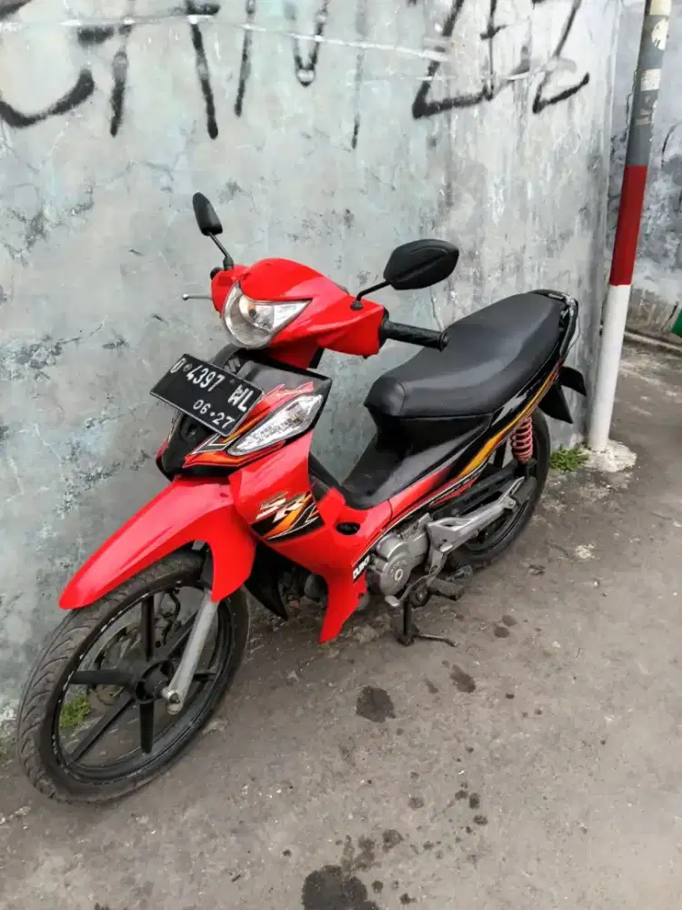 Smash 2007 merah merona