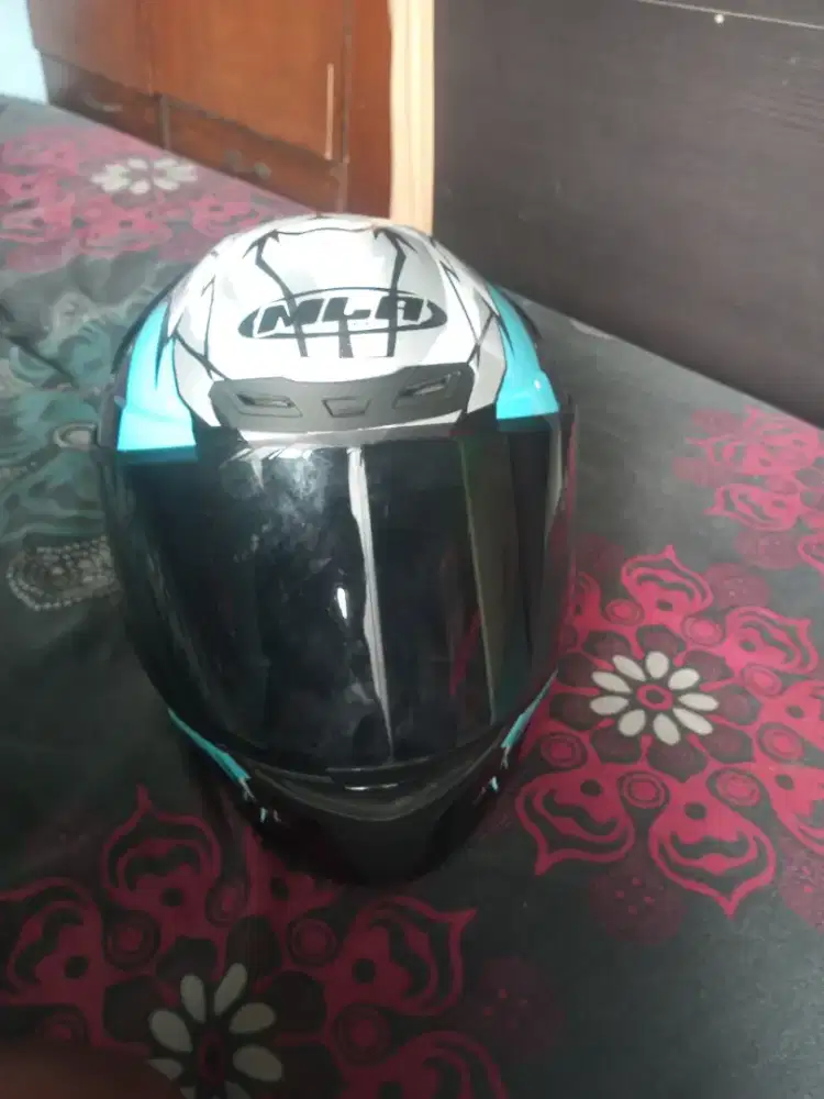 Helm leopard MLA