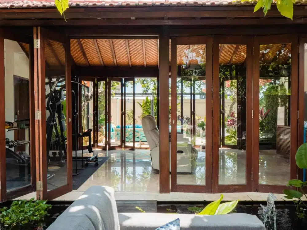 Dijual Villa Cantik Dan Mewah Full Furnish Daerah Tegal Kuta Utara Bali