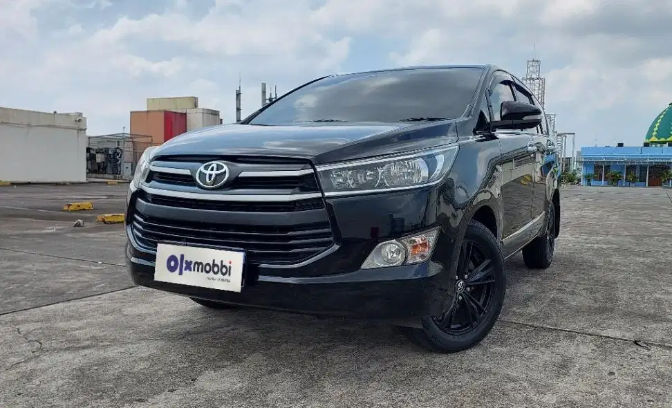 TDP 11JT Toyota Kijang Innova 2.0 G Bensin-AT Hitam 2017