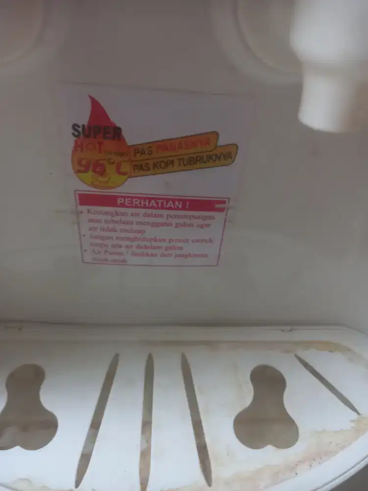 Dispenser Hot Cool merk Miyako