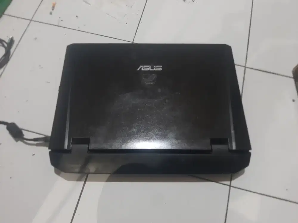 Asus ROG G75V tangcit