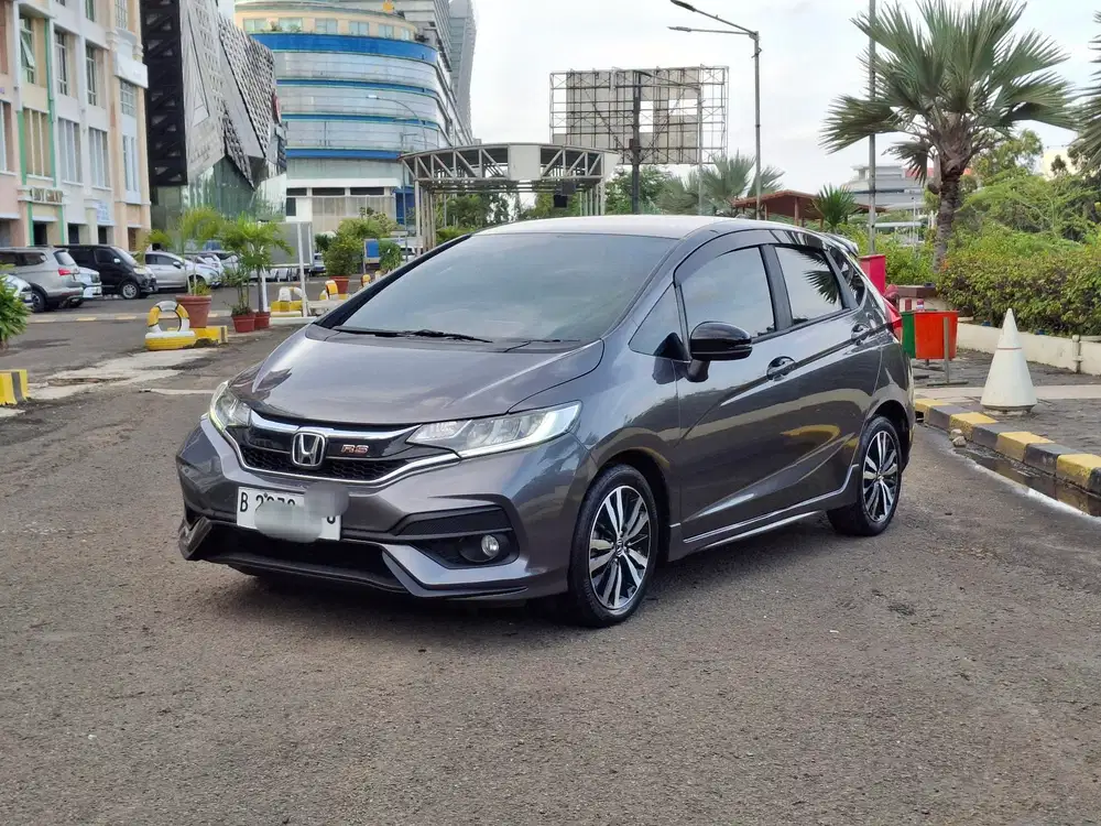 Honda JAZZ RS new facelift matic thn 2018/19 km 50 rbuan