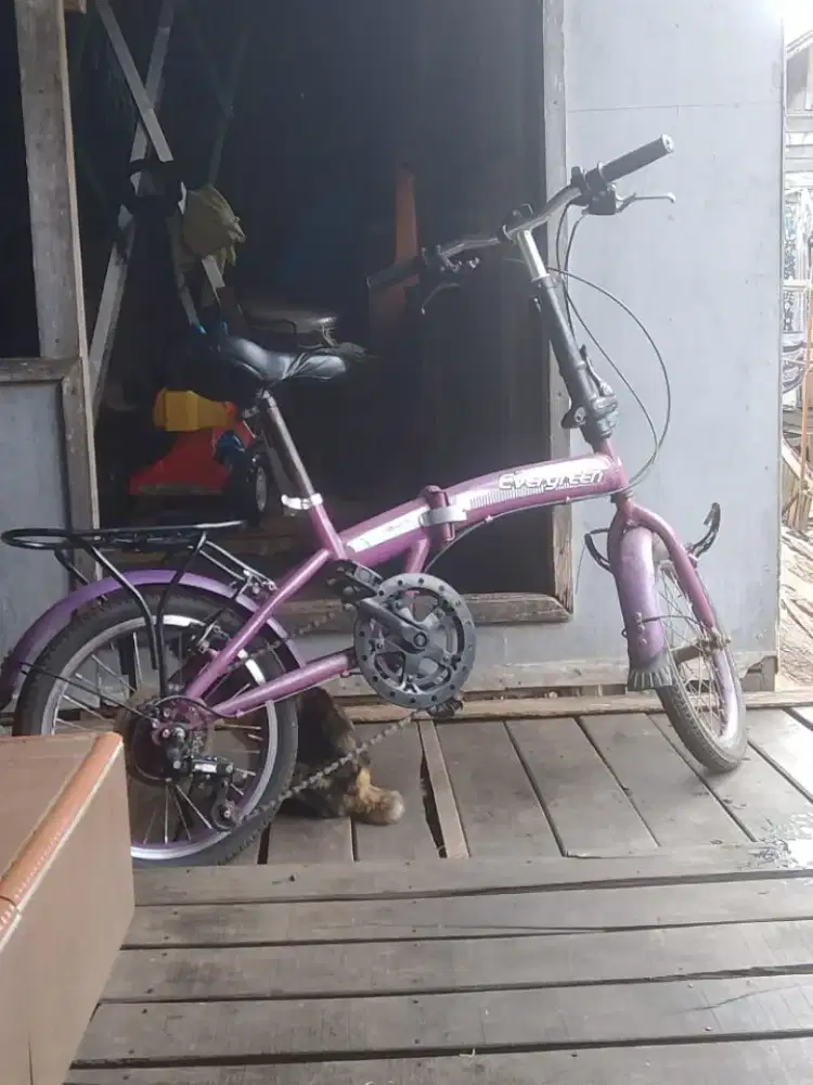 Sepeda lipat evergreen baik normal