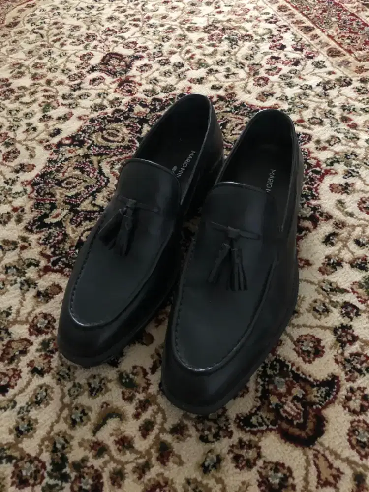 Mario Minardi Cesareo Black
loafers penny loafers