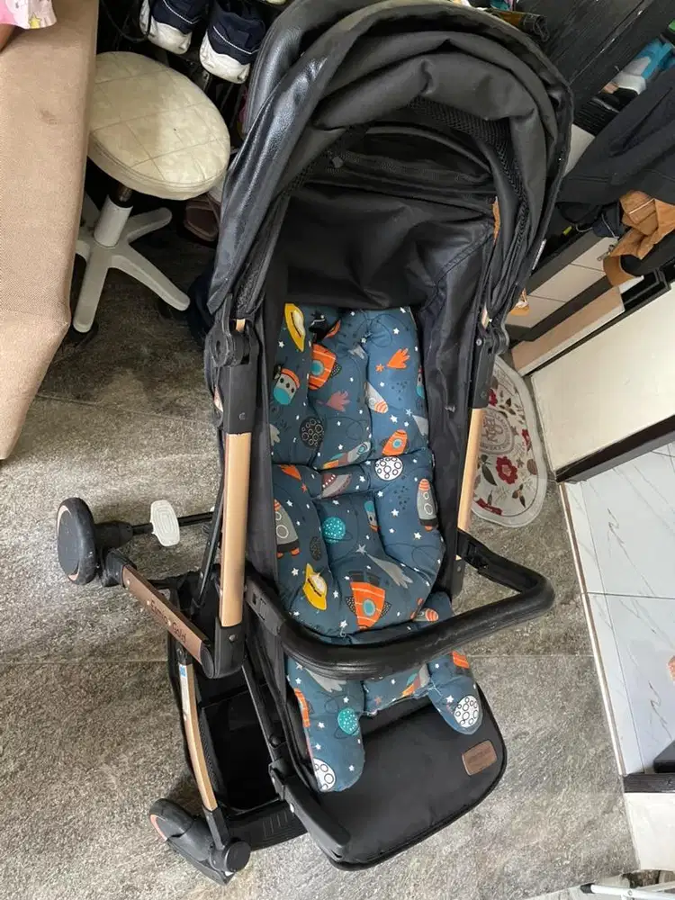 Stroller babydoes