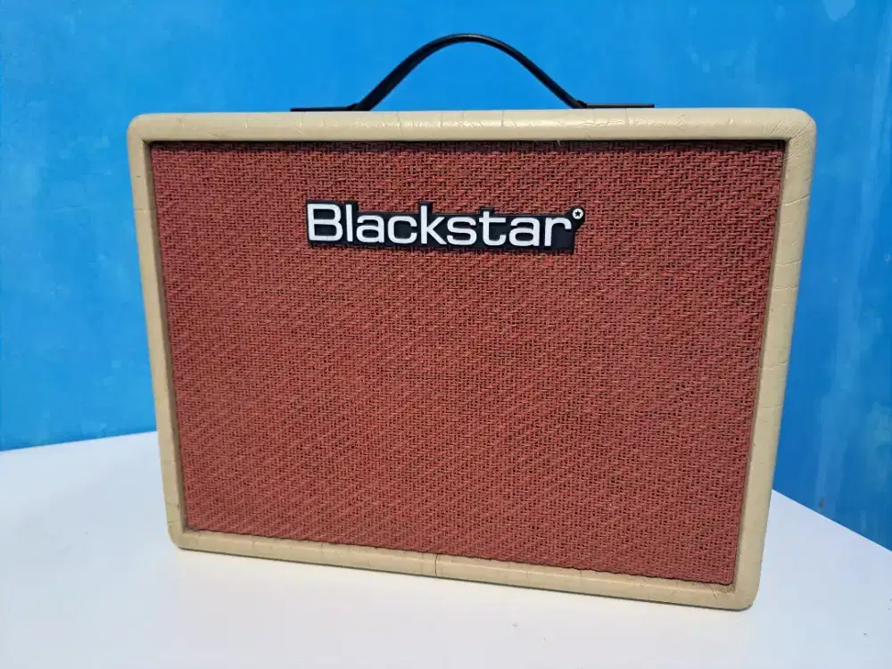 Blackstar Debut 15E Guitar Amplifier