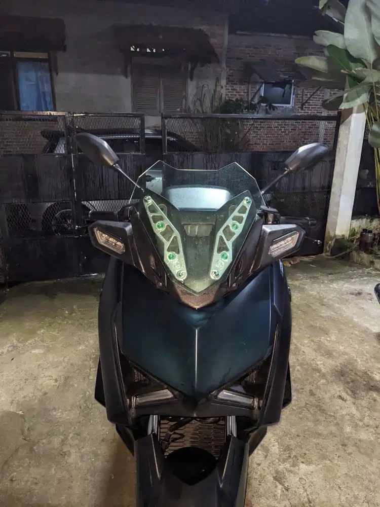 Jual bekas Yamaha XMAX 2023 connected