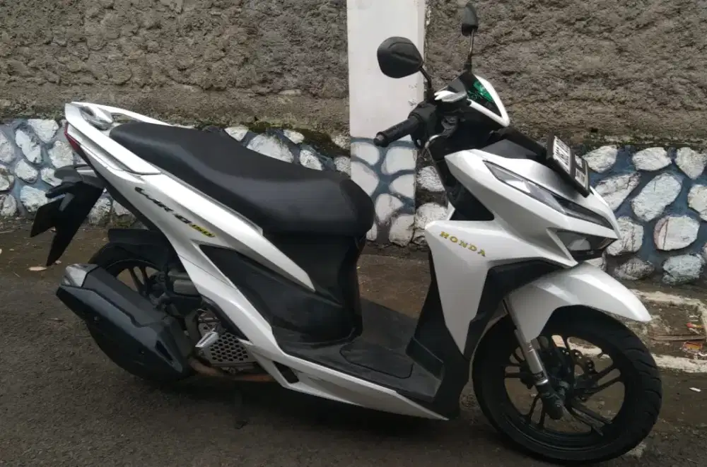 Vario 150 tahun 2018 komplit
