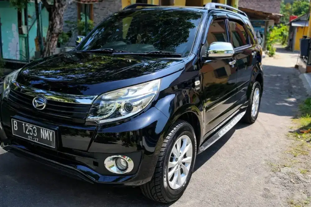 Daihatsu Terios  2017 At metic metik Toyota rush Kendal semarang