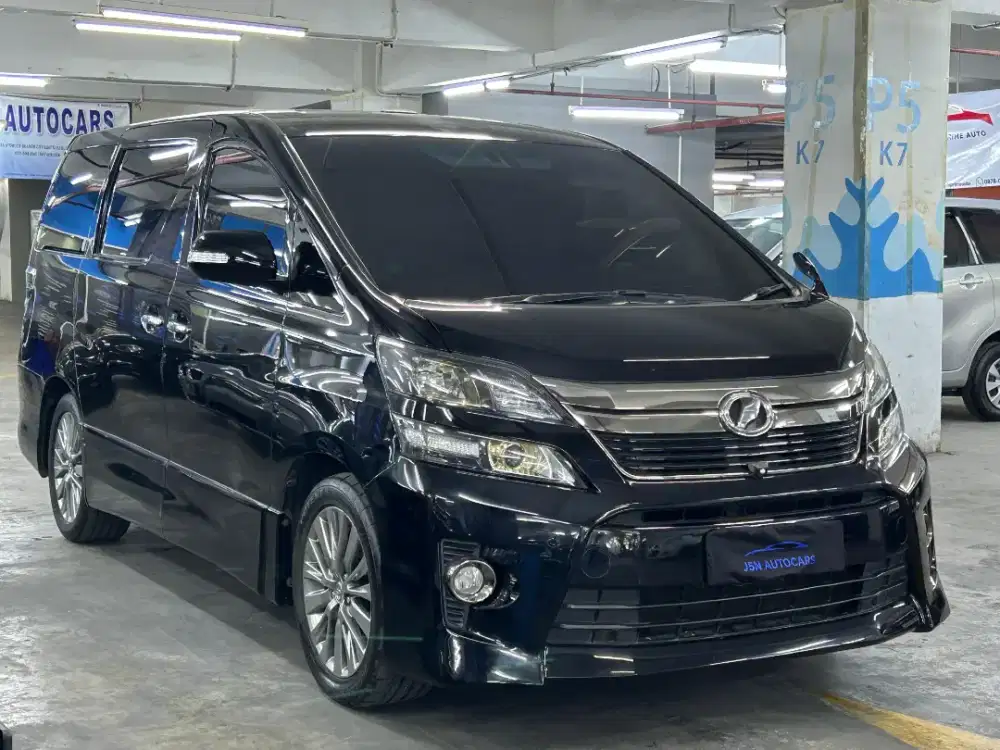 TOYOTA VELLFIRE Z GOLDEN EYE AT (MATIC) BENSIN 2.4 2014 HITAM