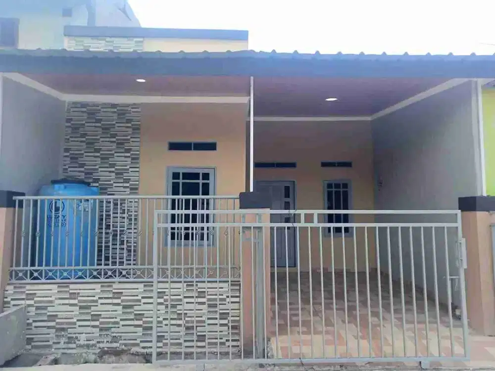 MURAH !! Bangunan Baru Rumah THB Taman Harapan Baru Bekasi