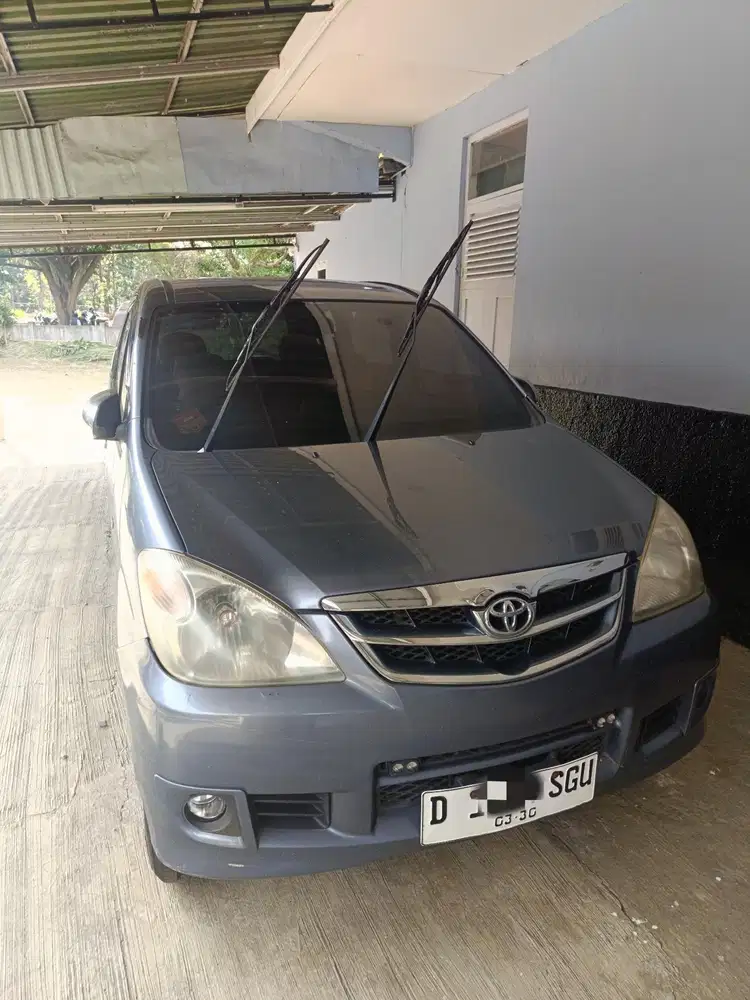 Toyota Avanza 2010 Bensin