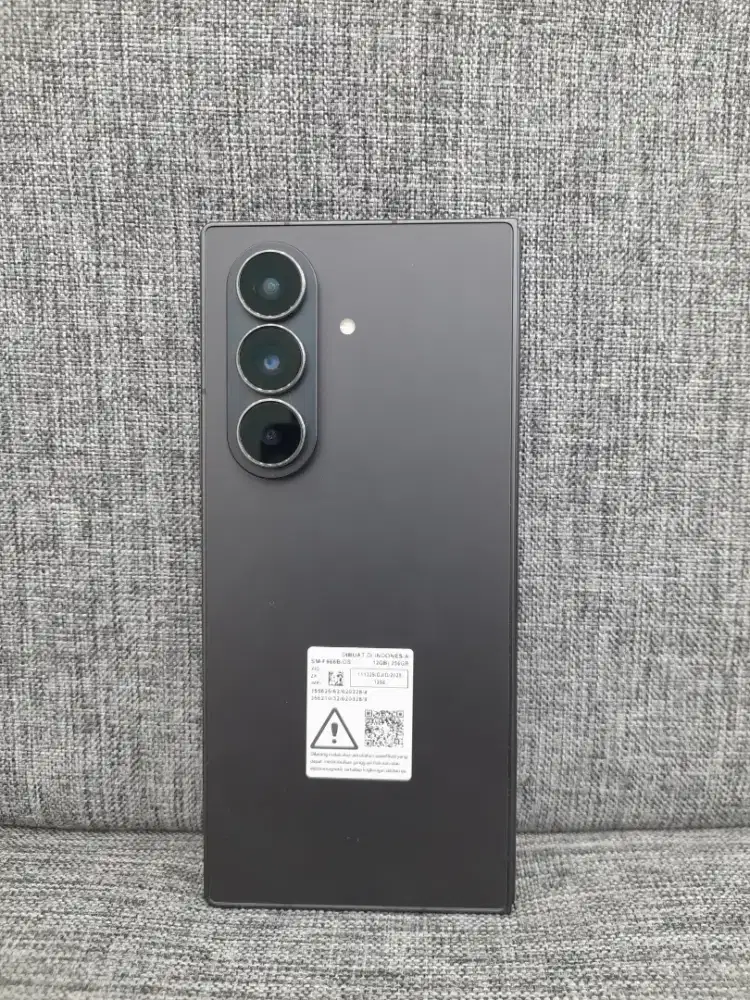 Samsung z fold 7 12/512gb sein garansi fulset