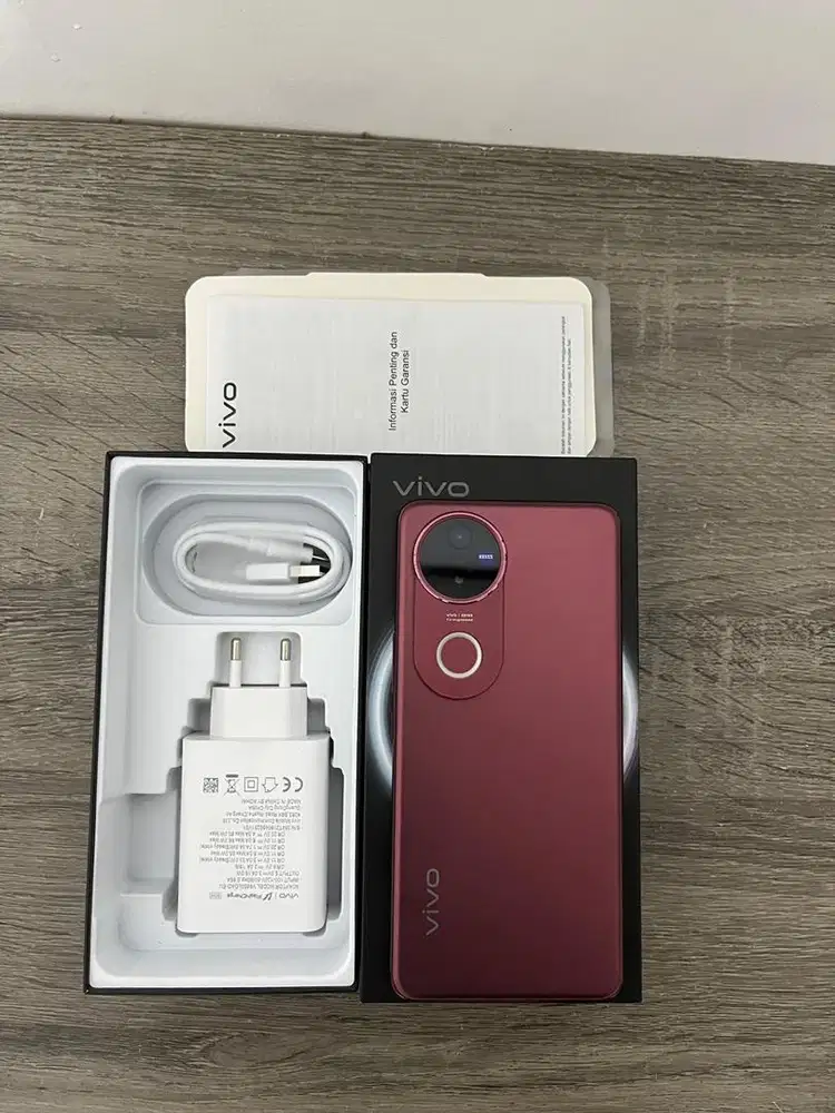 Vivo V50 5G 12/256 Fullset Garansi On