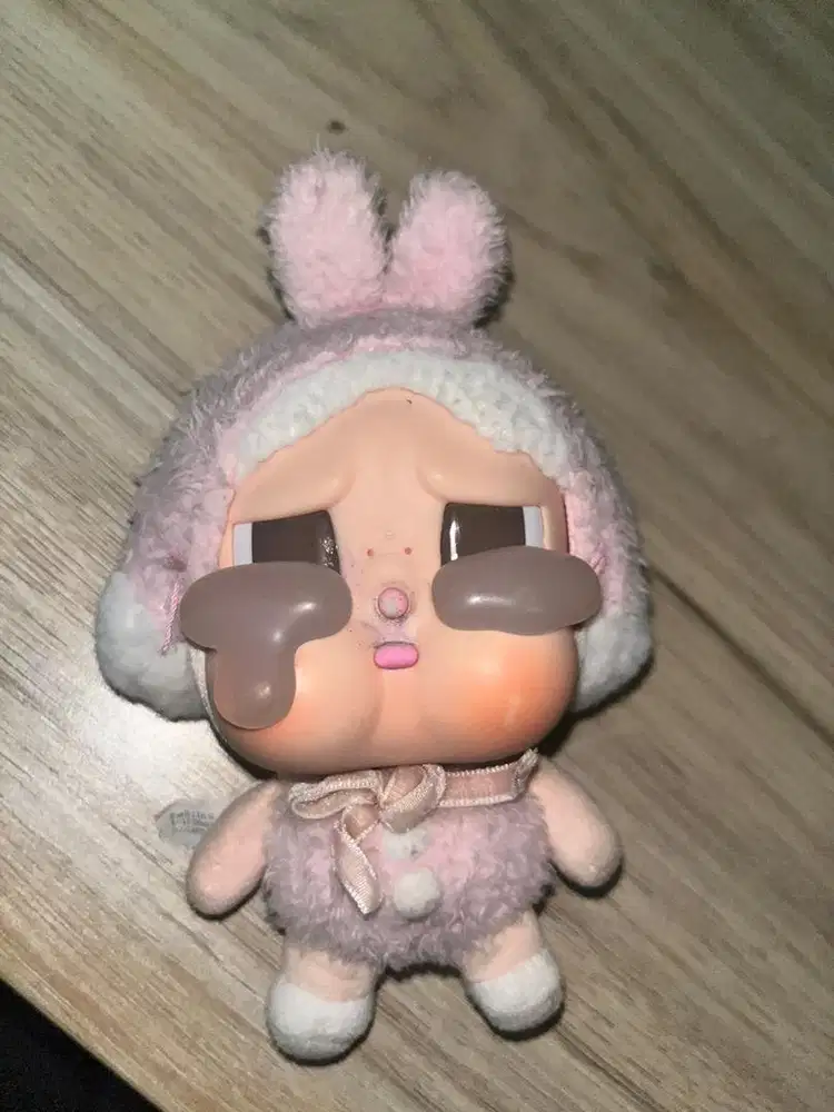 CRYBABY PINK POPMART ORI