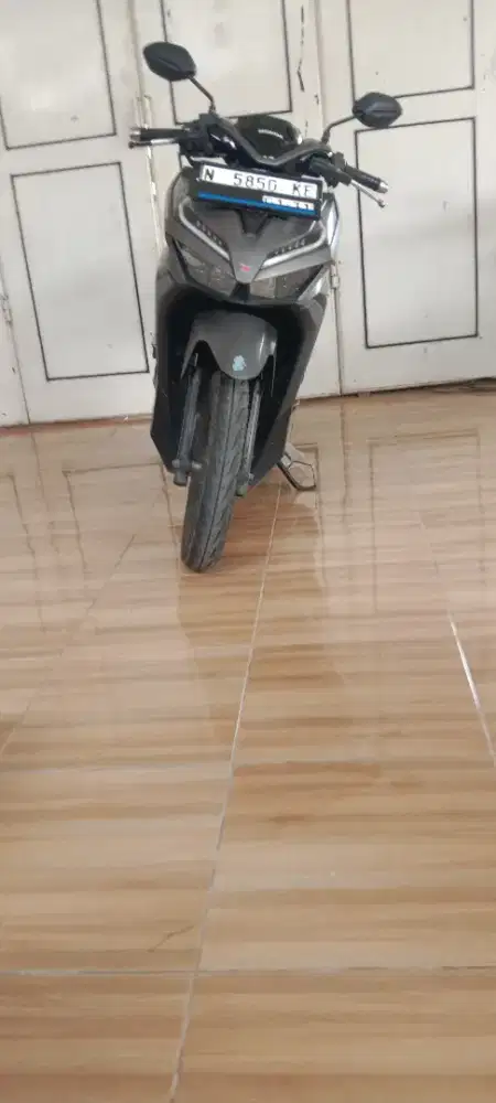 Vario 150 warna Brown