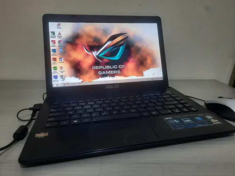 Laptop Asus Slim X401U/ AMD-E2-1800(Ram4gb-Hdd-500) Hrga Murah Cek lsg