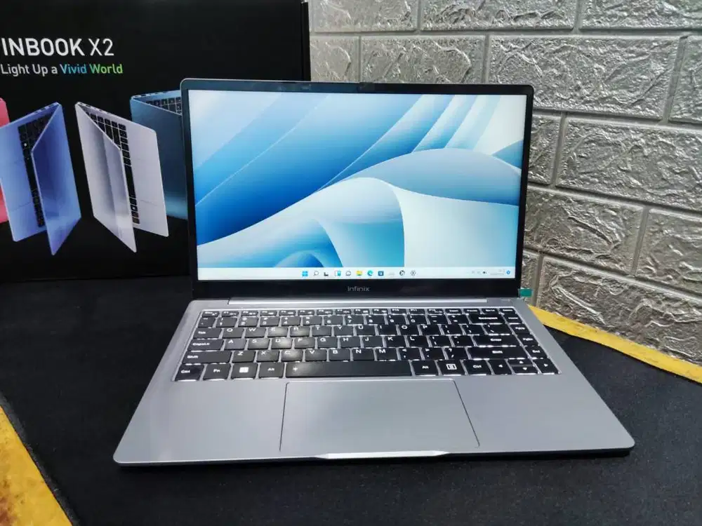 Laptop Infinix Inbook X2 i3 Gen 10 RAM 4GB SSD 256GB Metalic Silver