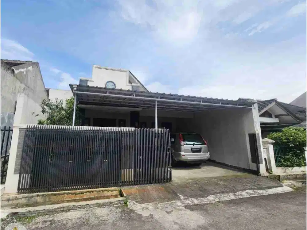 Dijual Rumah Luas Siap Huni di Taman Cibaduyut Indah