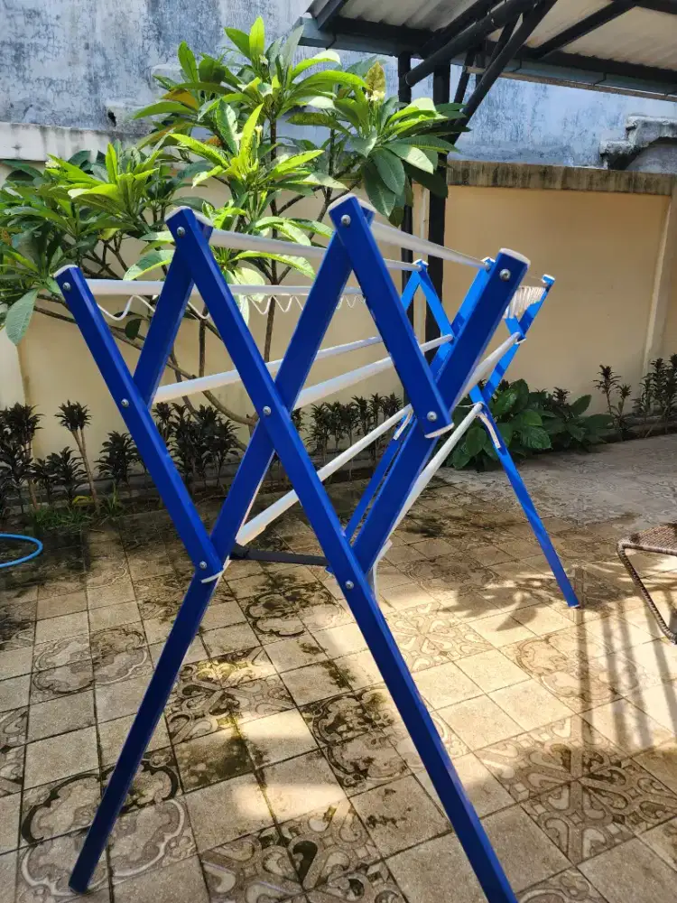 JEMURAN BAJU W BESAR 1.8 M Lipat