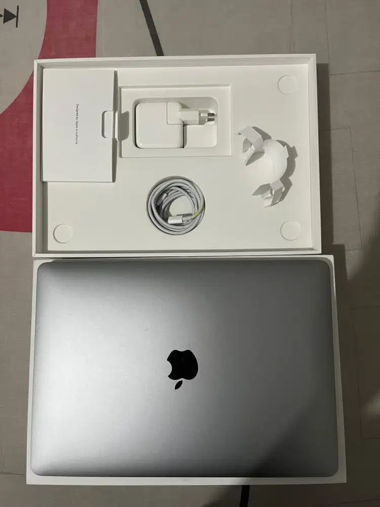 Macbook Air M1 2020 8/256
