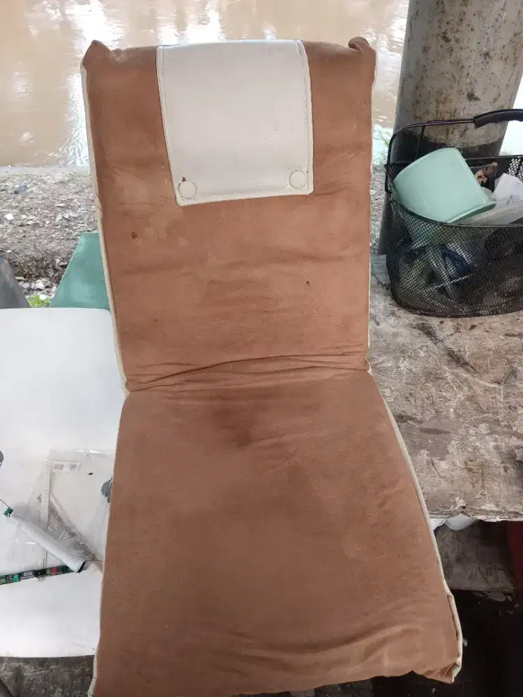 Kursi lesehan soleill