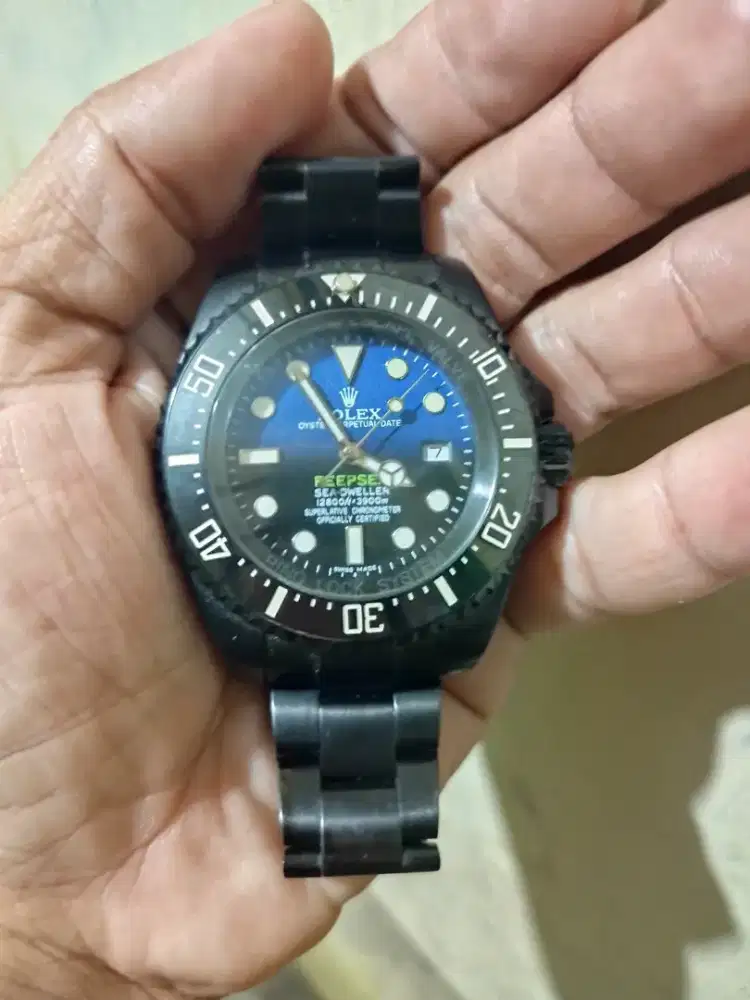 Jam tangan elegan