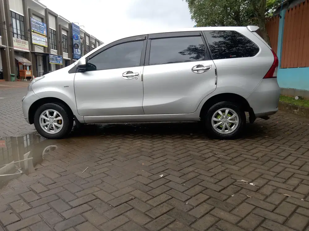 Toyota Avanza 2013 Bensin