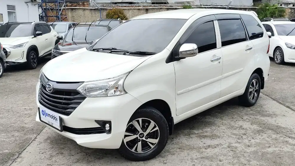 LIKE NEW - Daihatsu Xenia 1.3 X Bensin-AT 2017