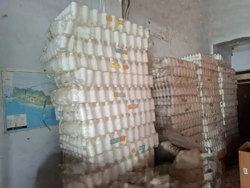 Botol plastik putih 250 ml 35 g