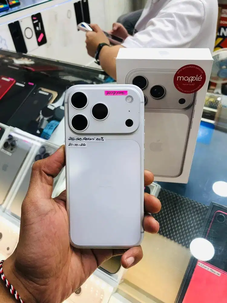 Iphone 17 pro 256gb silver garansi resmi