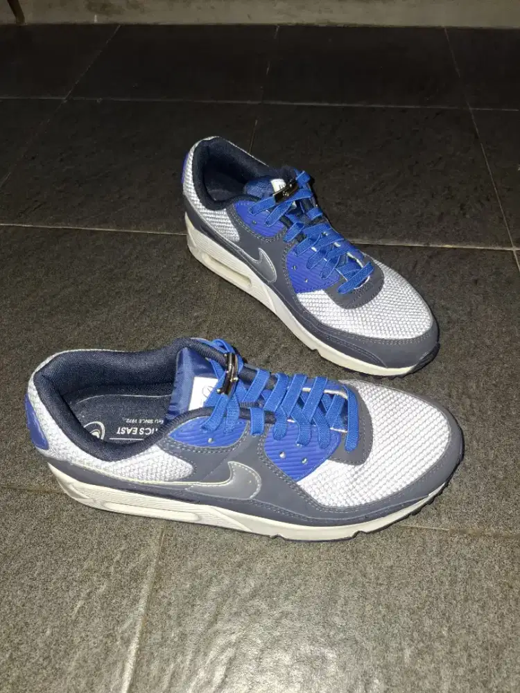 Sepatu nike ori