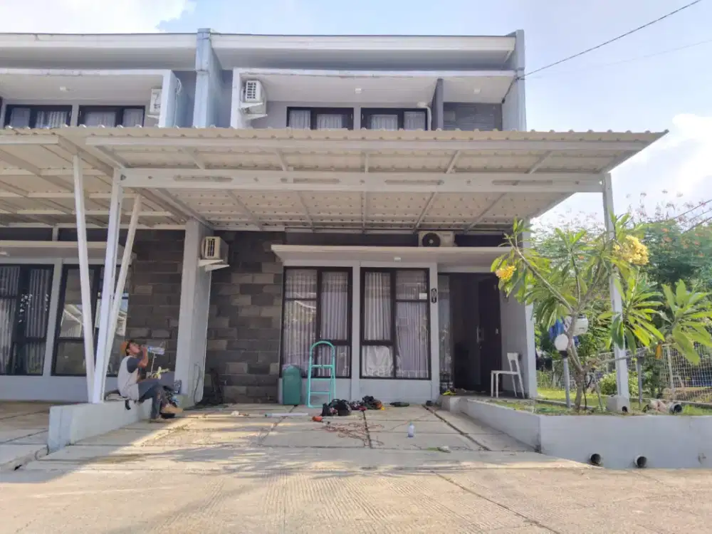 Pasang kanopi baja ringan