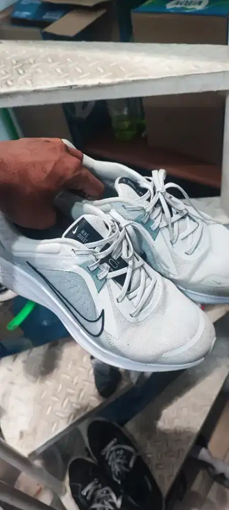 SEPATU NIKE QUEST 5 ORIGINAL -(NEGO)