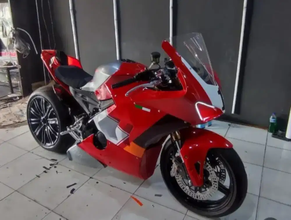 Dijual R15 2015 pajak mati