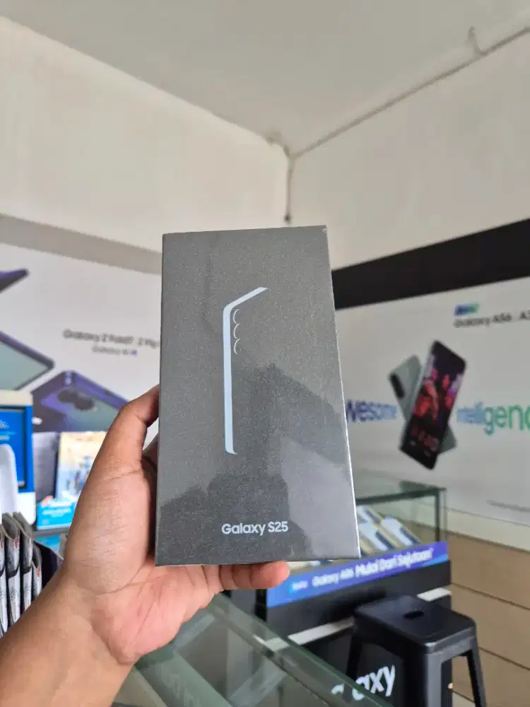 DISKON 1 JUTA!! BARU BUKAN SECOND | SAMSUNG S25 5G 12/256 |