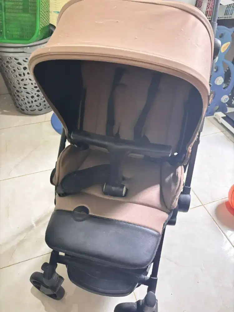 Stroller bayi Cocolate Versee