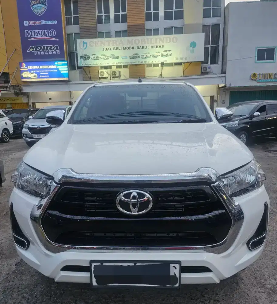 Hilux G MT 4x4 2023 istimewa dp 80 jt