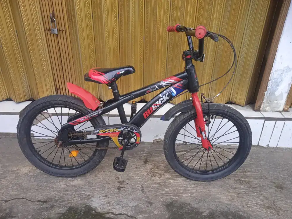 Sepeda rubick ukuran 18