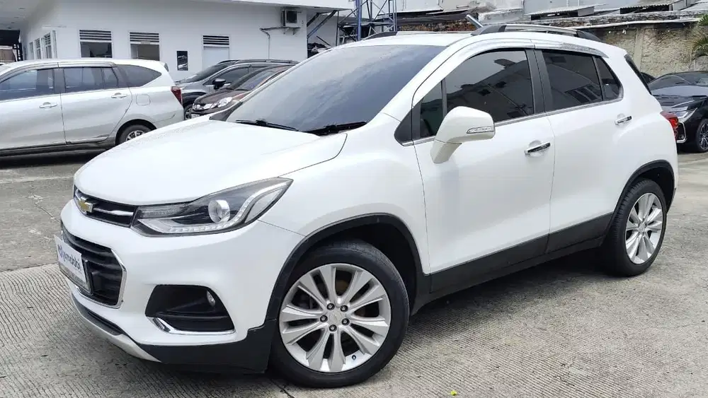 DP RENDAH - Chevrolet Trax 1.4 Turbo LTZ Bensin-AT 2017