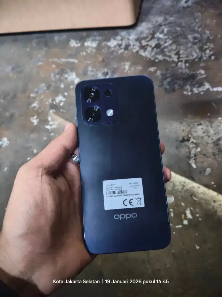 Oppo A6 pro 5G 8/256 full set garansi masih panjang