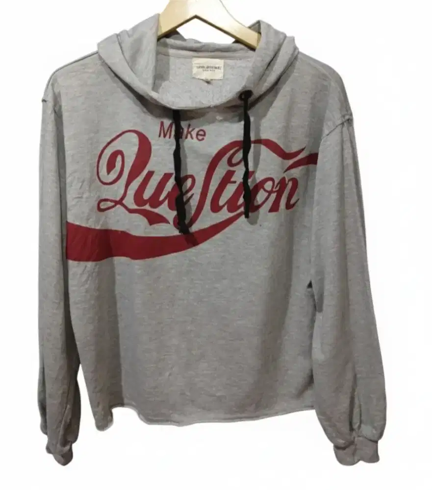 Sweater Hoodie Kaos Abu LISTEN HEARTBEAT