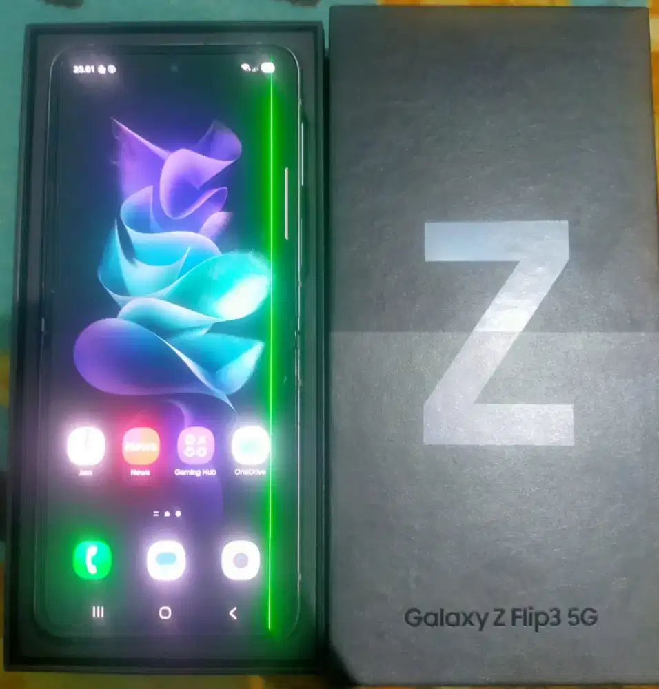 Samsung z flip 5G mulus lengkap min garis ijo