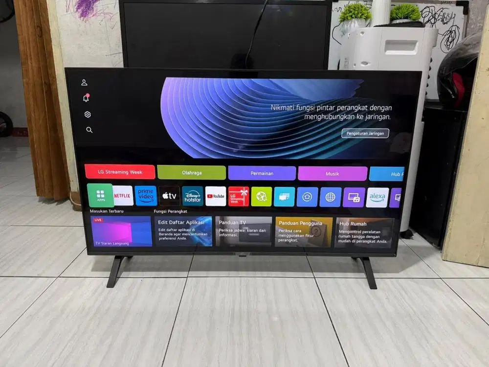 Smart tv LG 43 inch mulus 1000% seperti baru fullset
