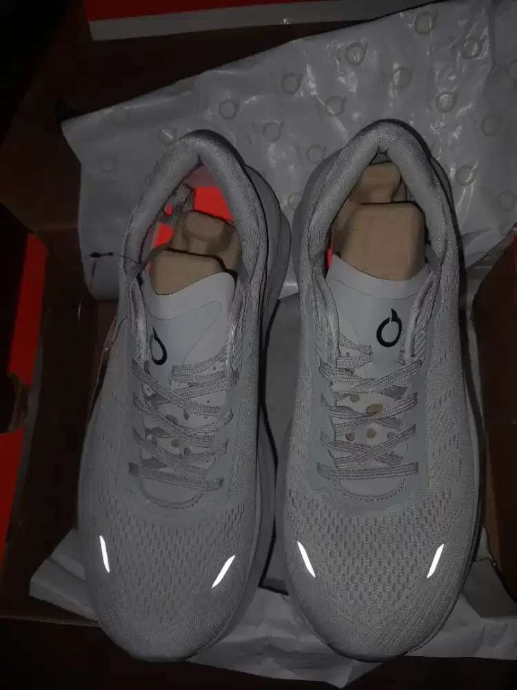 Sepatu ortuseight birmingham grey