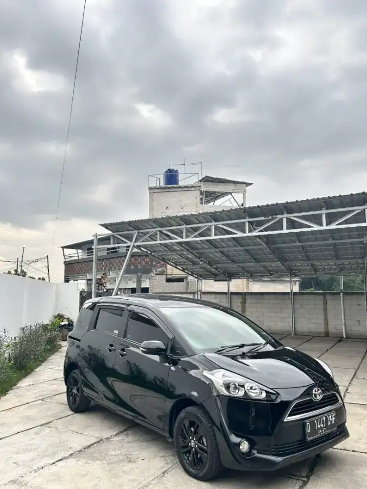 Sienta G AT Pemakiaan Pribadi Terawat